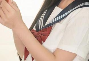 爆机少女喵小吉力荐：链锯人-帕瓦套图，虽然小心脾气太火爆哦！