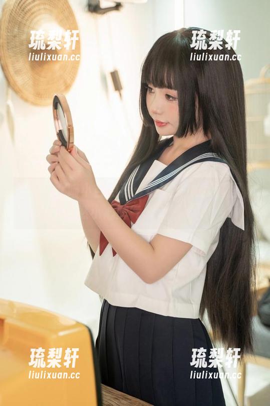 爆机少女喵小吉力荐：链锯人-帕瓦套图，虽然小心脾气太火爆哦！