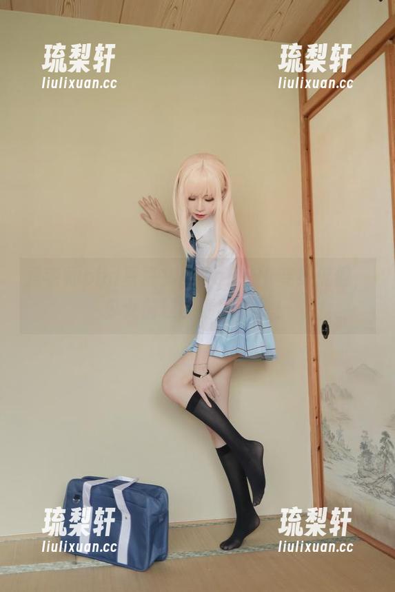 爱老师phd 爱老师phd写真集:Kar98k变身偶像,少女前线的清新课堂!