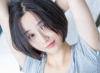 爱蜜社 – 张思允说：你看这制服写真，背后的想法多的让我头疼