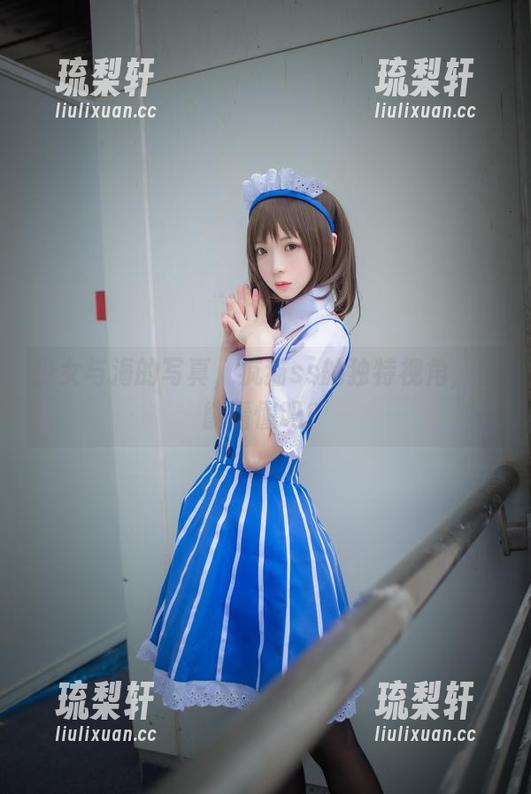 疯猫ss 少女与海的写真,疯猫ss的独特视角,你能看懂吗?