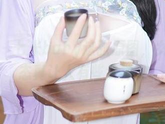秀人网 – 七米baby这张原图，女神的姿态真让人有些失神。
