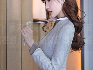 秀人网 – 看完周美美alicia的连衣裙，我就在想，谁能把它穿得更好呢？