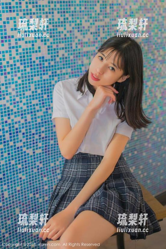 秀人网 - 奈汐酱nice随水而舞：泳池写真全集，不看会后悔吗？