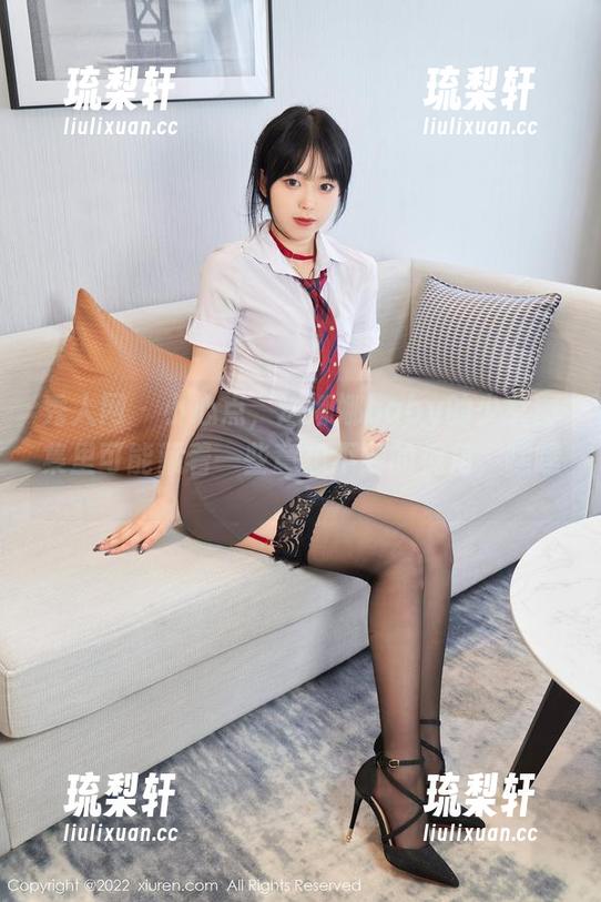 秀人网 - 小心点，这娜娜baby的少女图集里可能藏着一些意想不到的视角，嘿嘿。