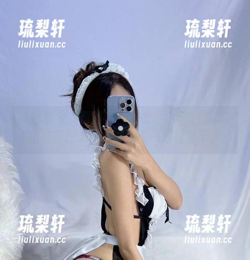 纪念小小v 微密圈 - 别再等啦!纪念小小v竖纹吊带福利原图来了,随便瞅一眼就醉了。