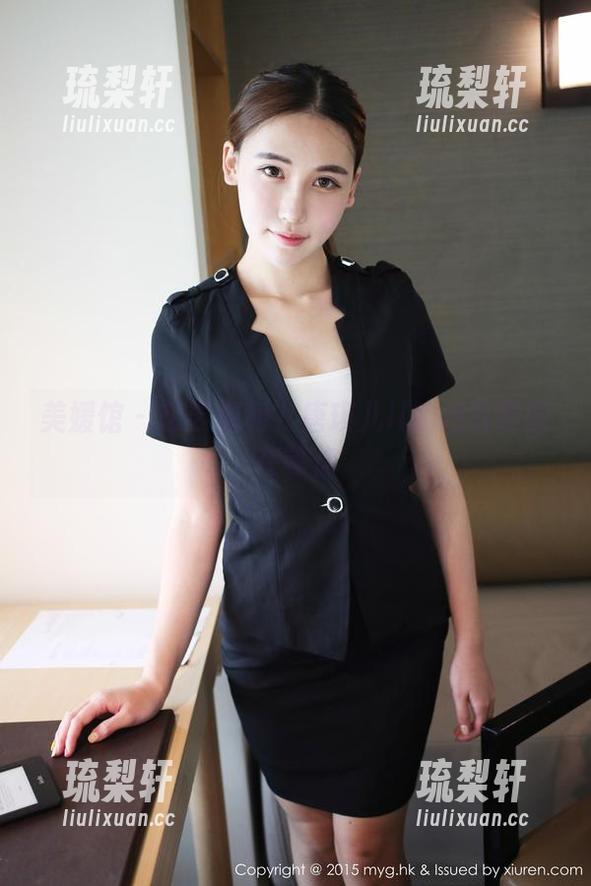 美媛馆-唐琪儿il 美媛馆 - 想要福利?唐琪儿il的短裤原图在等你