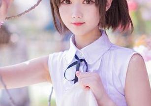 夏日里的羽天shine，与小泉花阳这“绝配”的写真也太让人探头探脑了吧