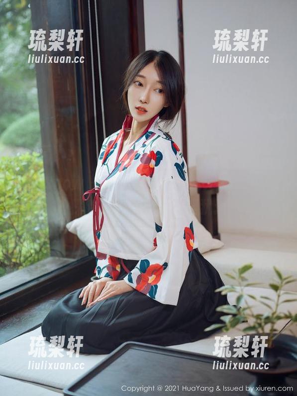 花漾show-张思允Nice 花漾show - 高清来了,张思允Nice的海边探险,下载吧,不要犹豫!
