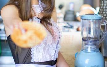 青豆客 – 当无圣光撞上女仆，颜美汐的美图火花四溅！